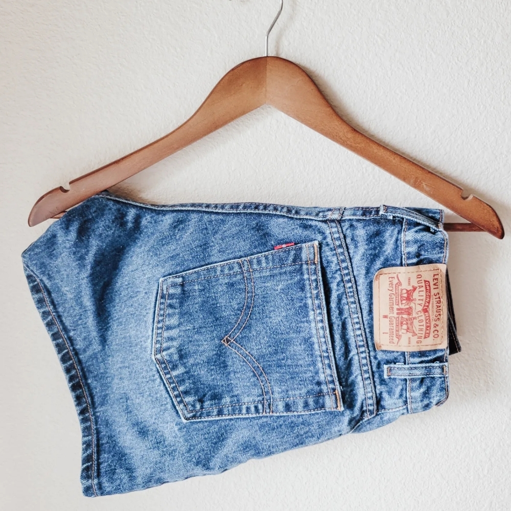 Vintage levis denim shorts